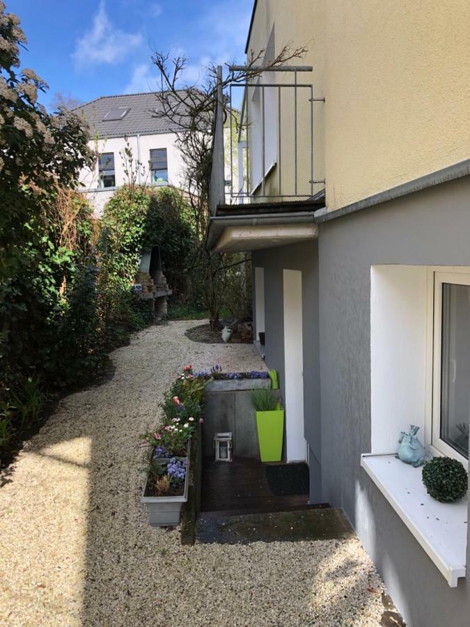 Wohnen Im Grünen - Rheinnähe Und Stadtnah * Köln